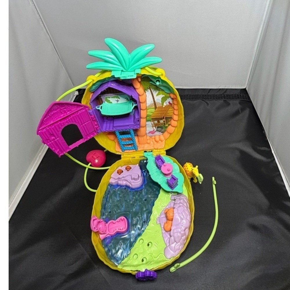 Vintage Polly Pocket Pineapple Safari Tropical Animal Adventure Compact